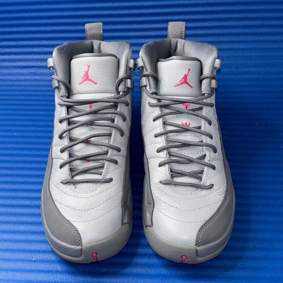 Size 6.5Y- GS Nike Air Jordan 12 Retro Dark Grey Rush Pink 510815-029 Women’s 8 - Picture 4 of 8